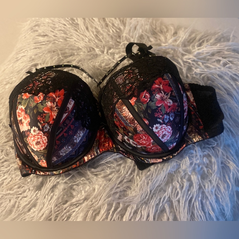 Push-UP Bras - Picture 4 of 16
